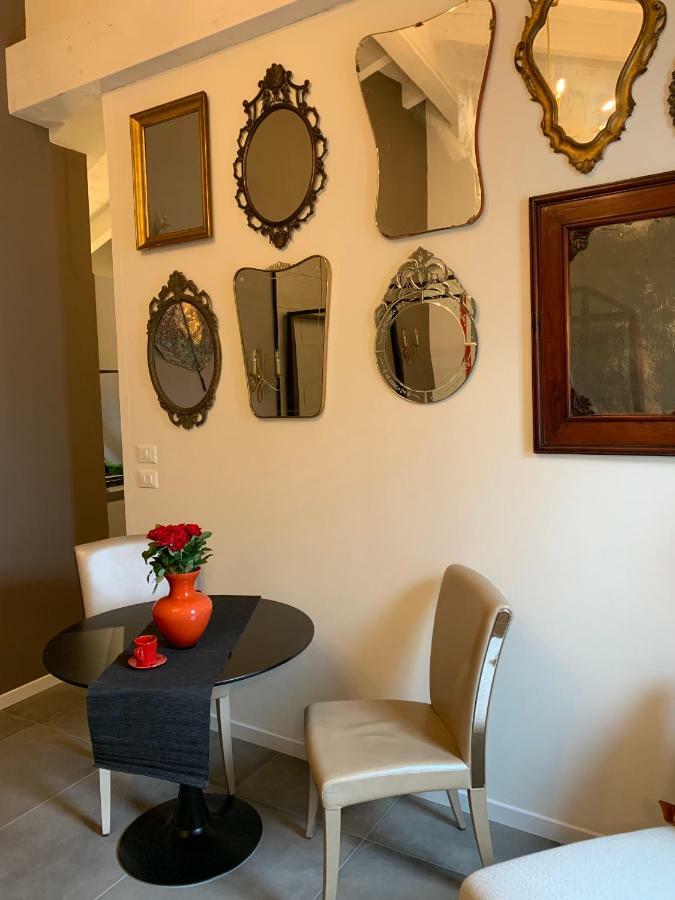 L'8Boutique Via Piella Apartment Bologna Bagian luar foto