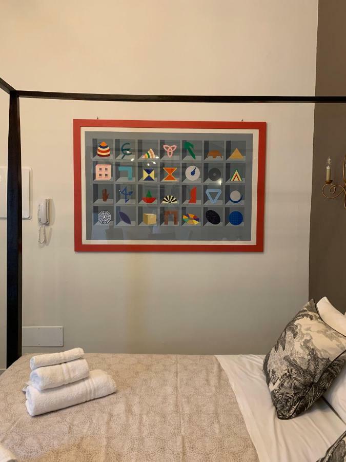 L'8Boutique Via Piella Apartment Bologna Bagian luar foto