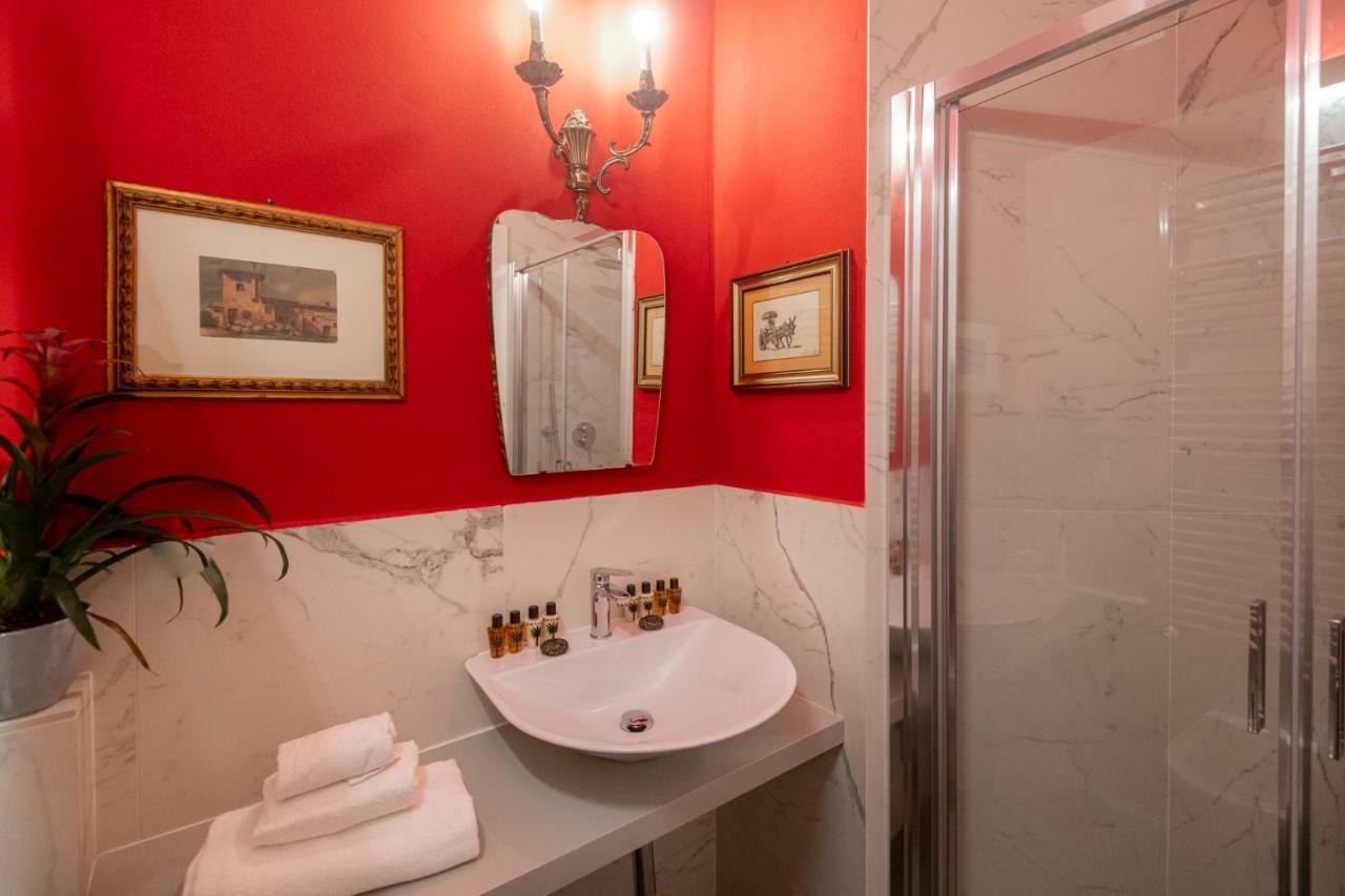L'8Boutique Via Piella Apartment Bologna Bagian luar foto